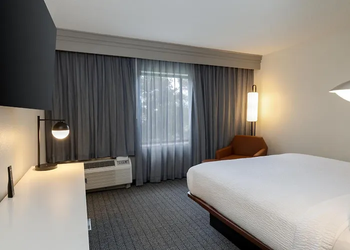 Courtyard By Marriott Airport Coliseum 3*