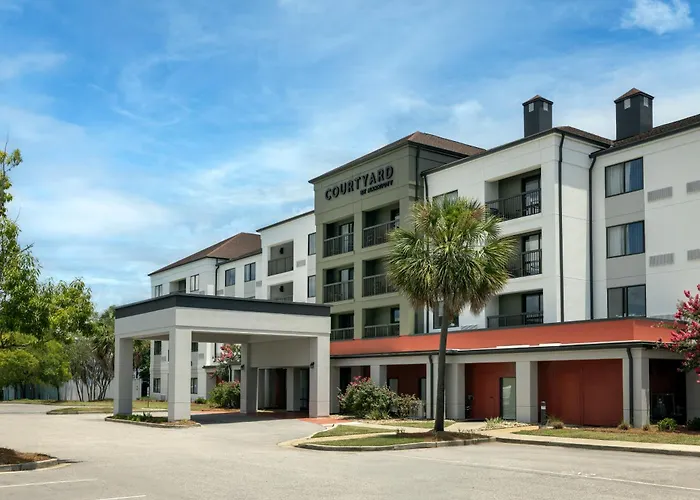 Hotel Courtyard By Marriott Airport Coliseum