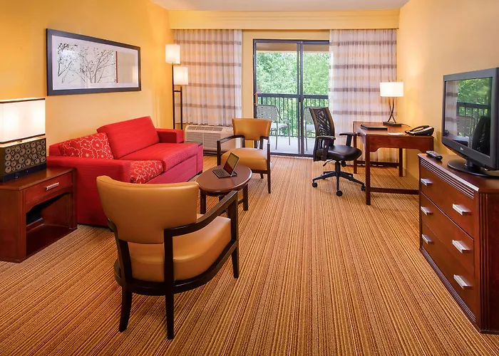Courtyard By Marriott Airport Coliseum 3*
