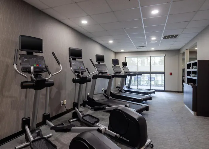 Courtyard By Marriott Airport Coliseum North Charleston
