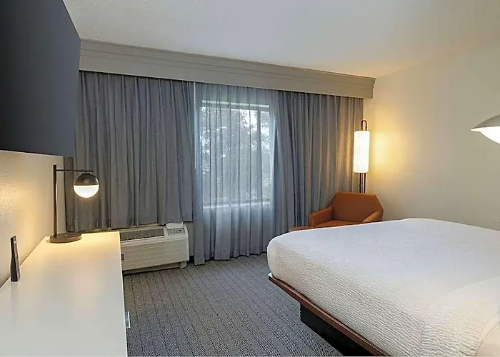 Courtyard By Marriott Airport Coliseum North Charleston