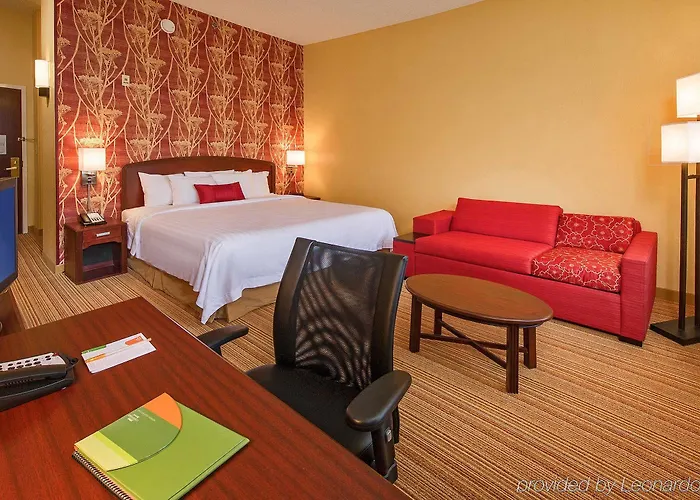 Courtyard By Marriott Airport Coliseum
