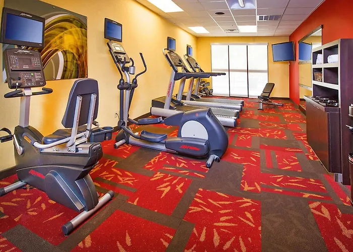 Hotel Courtyard By Marriott Airport Coliseum